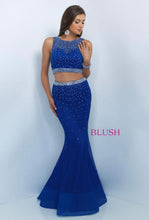 Load image into Gallery viewer, 11033 GOWN SIZE 10