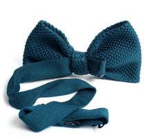 Load image into Gallery viewer, Men's Solid Knitted Bow Tie Black