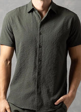 Load image into Gallery viewer, 242190-626 BS Green Textured SS Shirt

