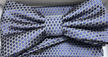 Load image into Gallery viewer, BT2255-1225 BQ Gold Shaped Diamond Pattern Bow Tie Set
