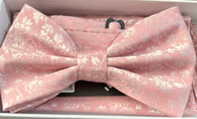 Load image into Gallery viewer, BT646O-1225 BQ Floral Bow Tie Set
