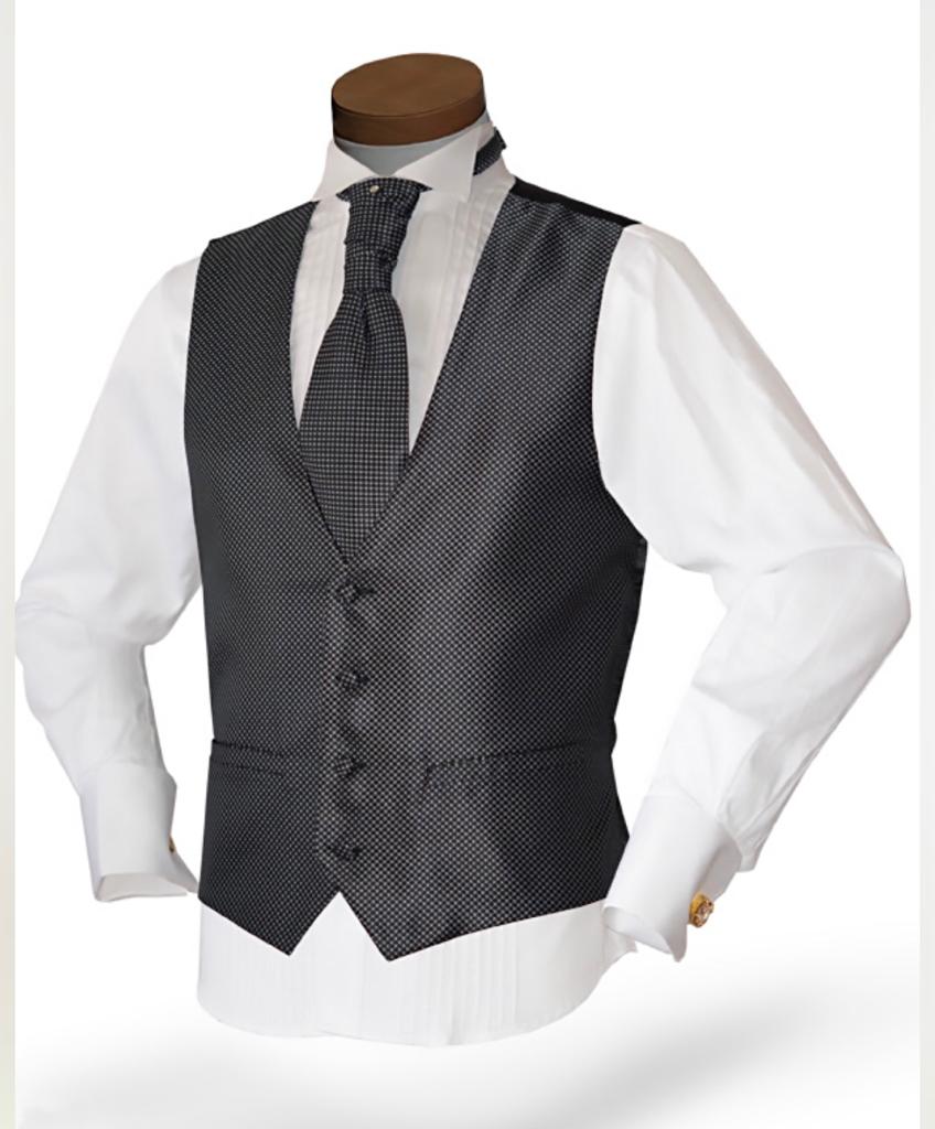 AV670 Men’s Fancy Vest and Tie Set.